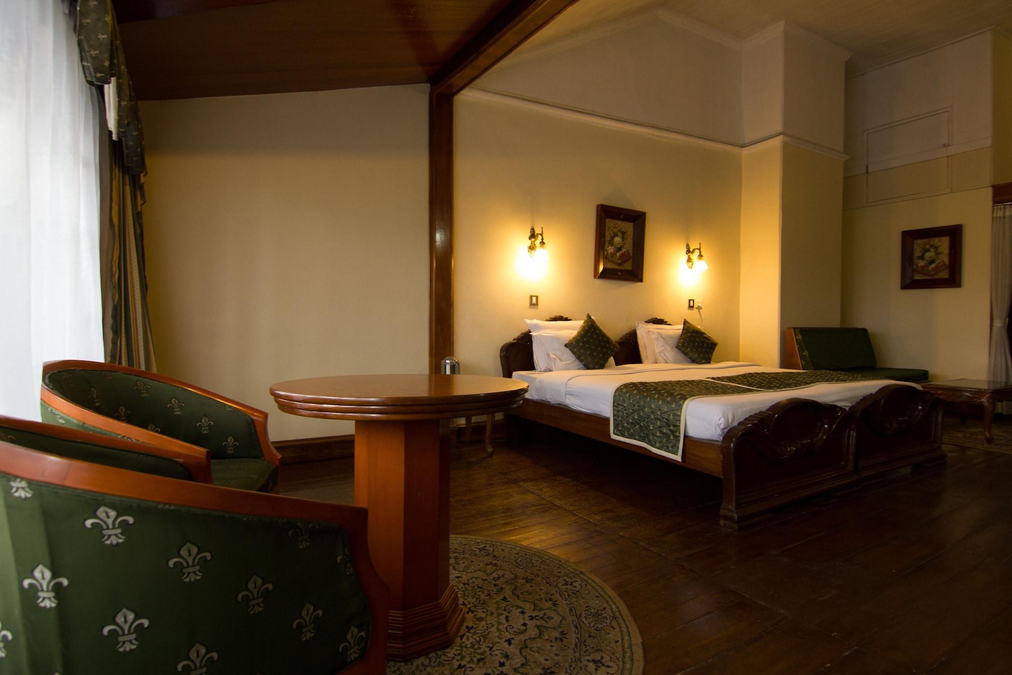 Heritage & Formerly Fortune Itc Darjeeling (West Bengal)