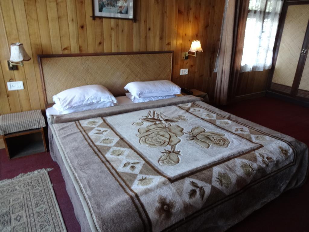 Hotel Pradhan 3*