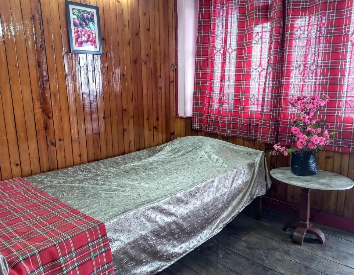 Homestay West Point Backpackers *