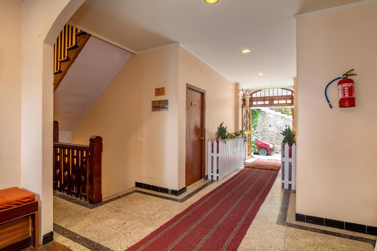 Muscatel Spring Burn - 100 Mts From Mall Road Hotel