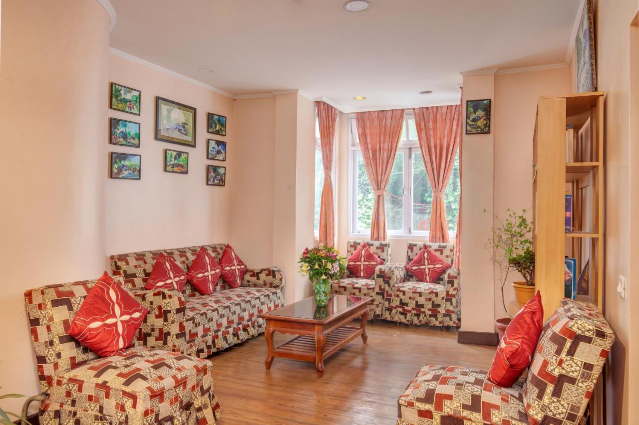 Muscatel Spring Burn - 100 Mts From Mall Road Hotel Darjeeling (West Bengal)