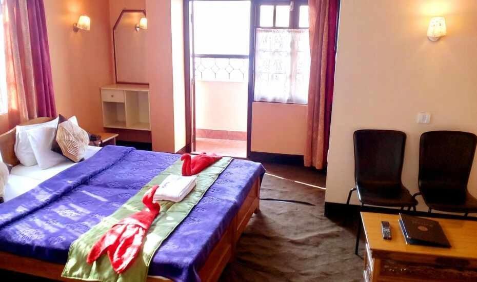 Hill Crown Retreat Hotel 2*