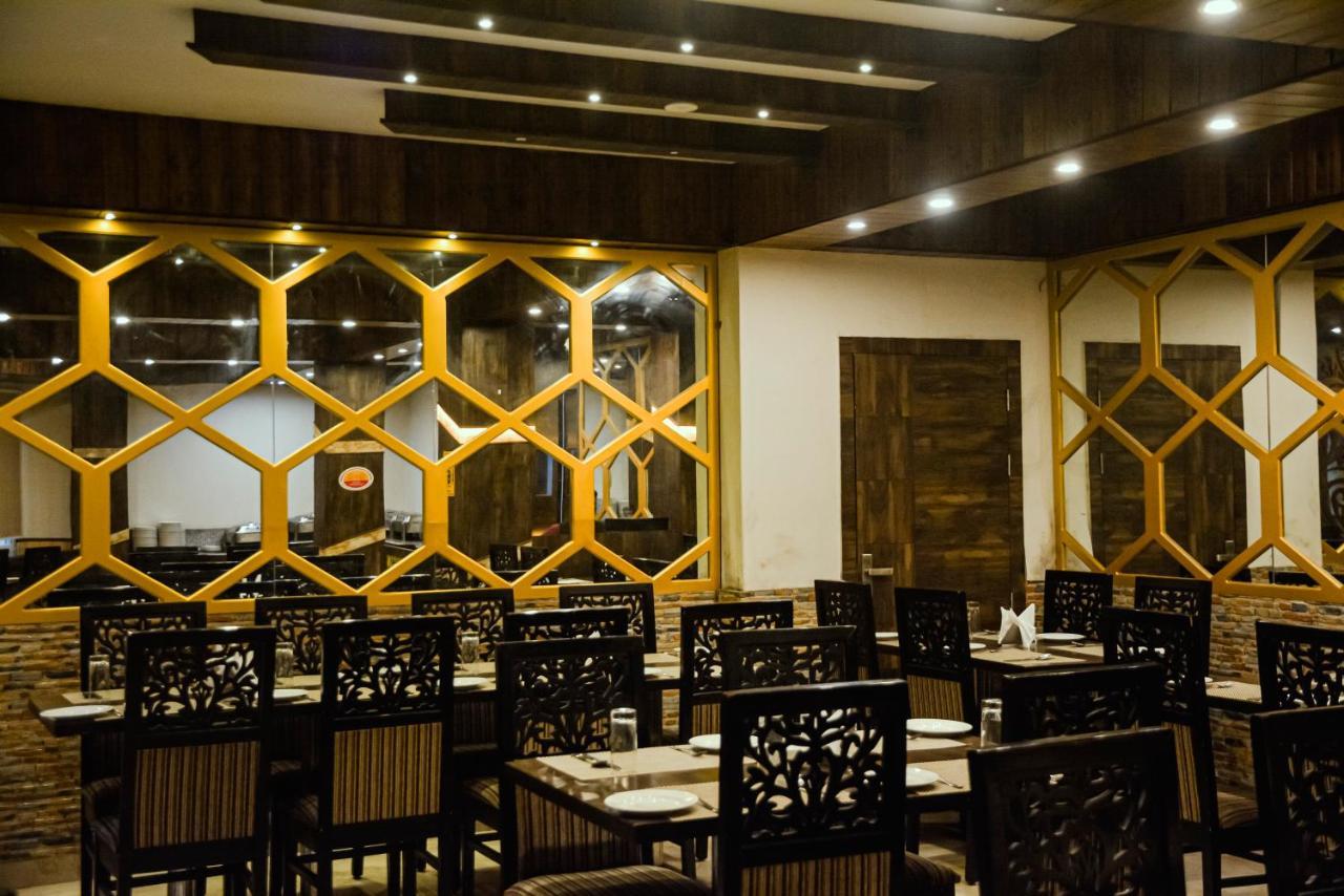 Zambala Retreat & Darjeeling Hotel 3*