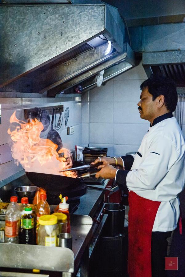 Zambala Retreat & Darjeeling Hotel