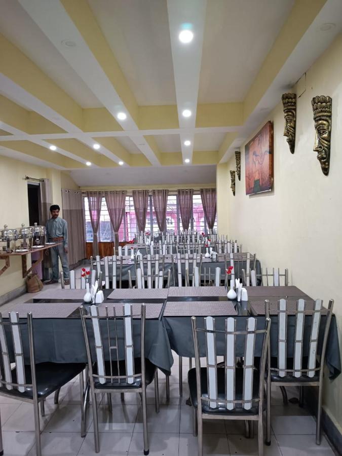 Hotel Indus Parklane Darjeeling (West Bengal)