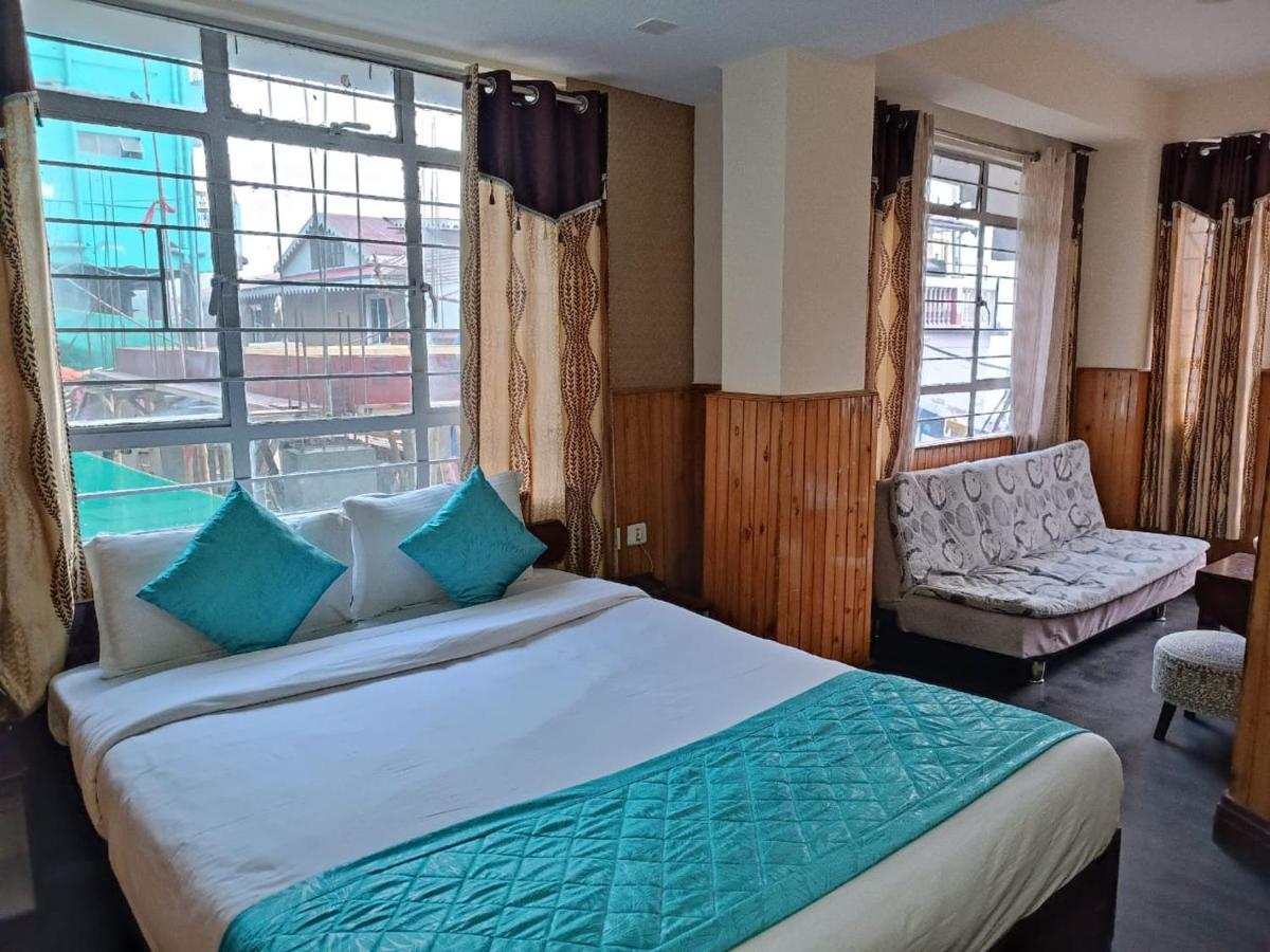 Hotel Indus Parklane Darjeeling (West Bengal)