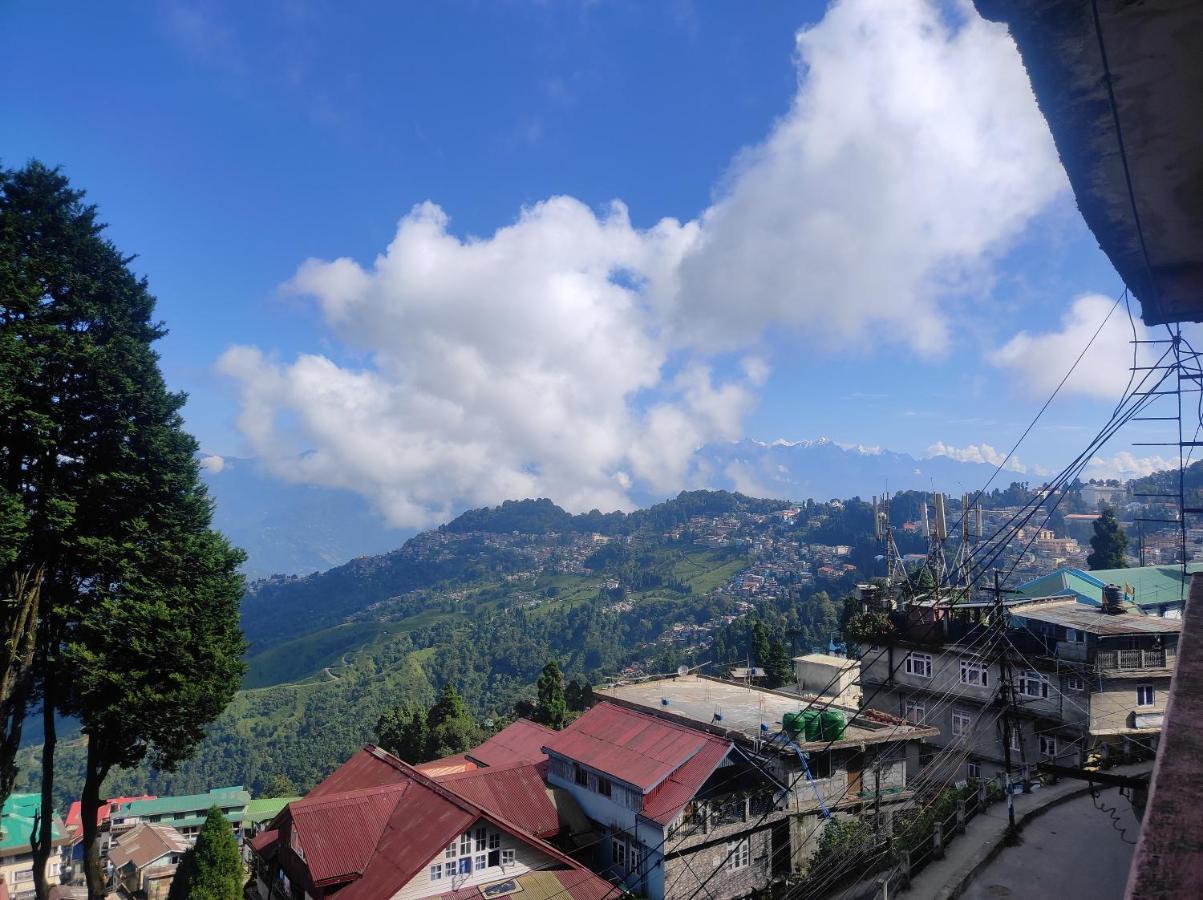 Hotel Wind Darjeeling- Budget Near Mall Darjeeling (West Bengal)