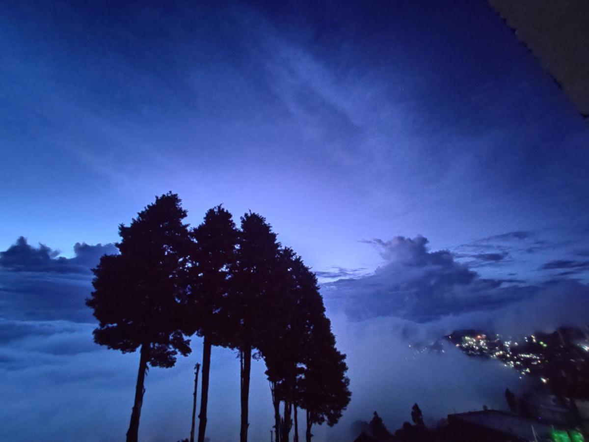 Hotel Wind Darjeeling- Budget Near Mall 2*