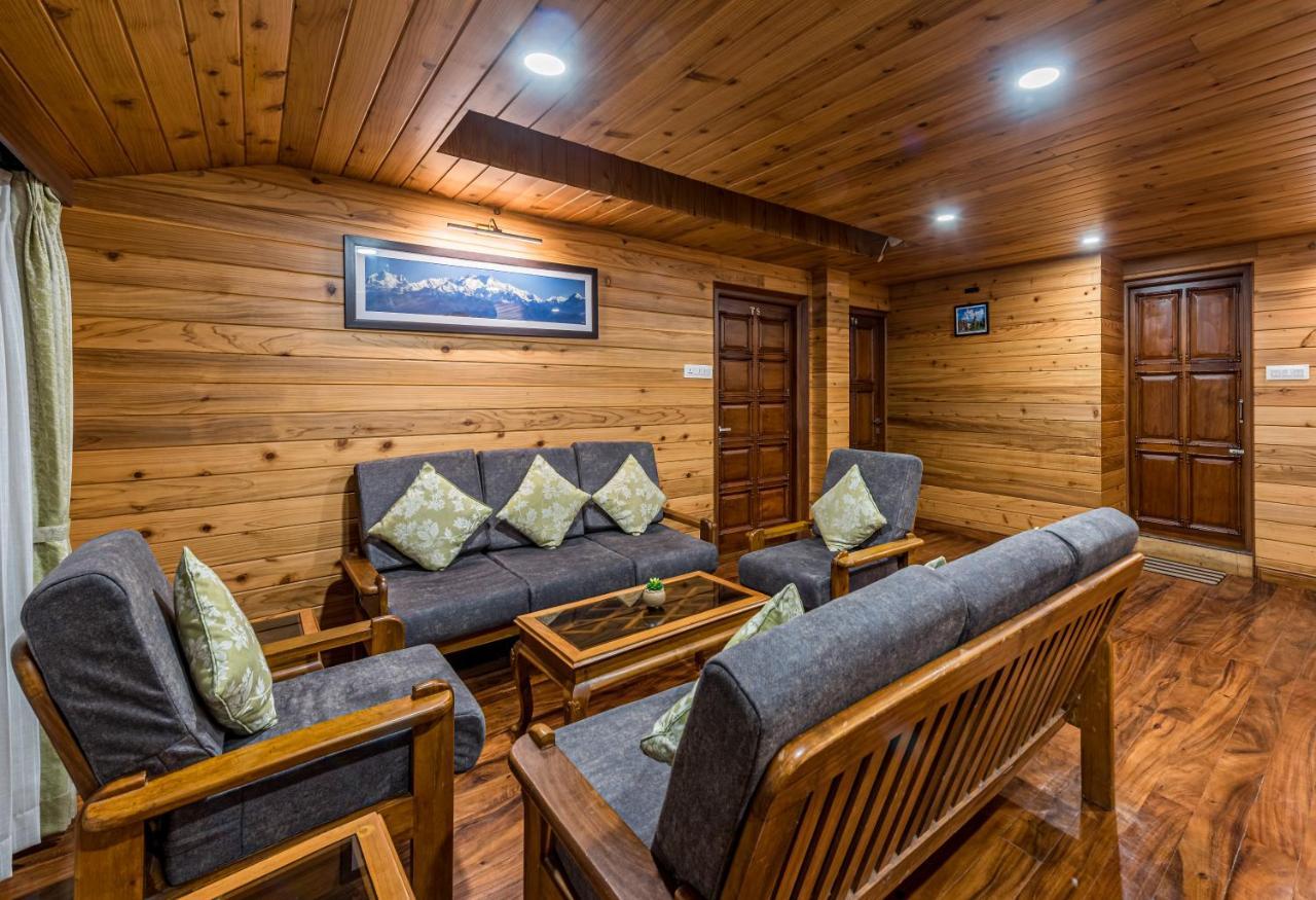 Hotel Udaan Dekeling Resort, Darjeeling 4*