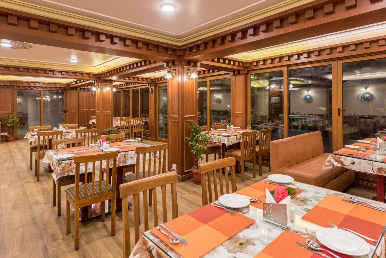 Udaan Dekeling Resort, Darjeeling 4*