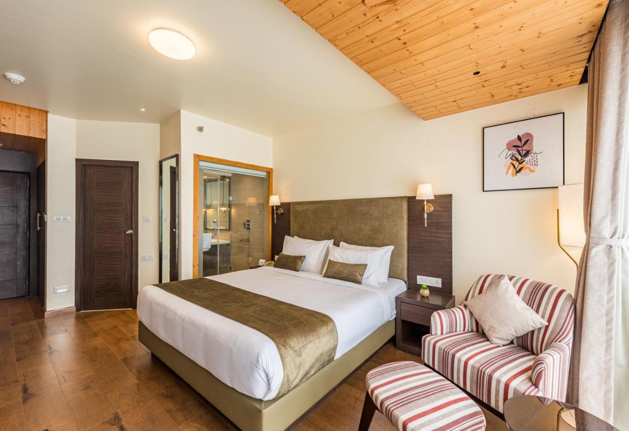 Udaan Himalayan And Hotel Darjeeling (West Bengal)