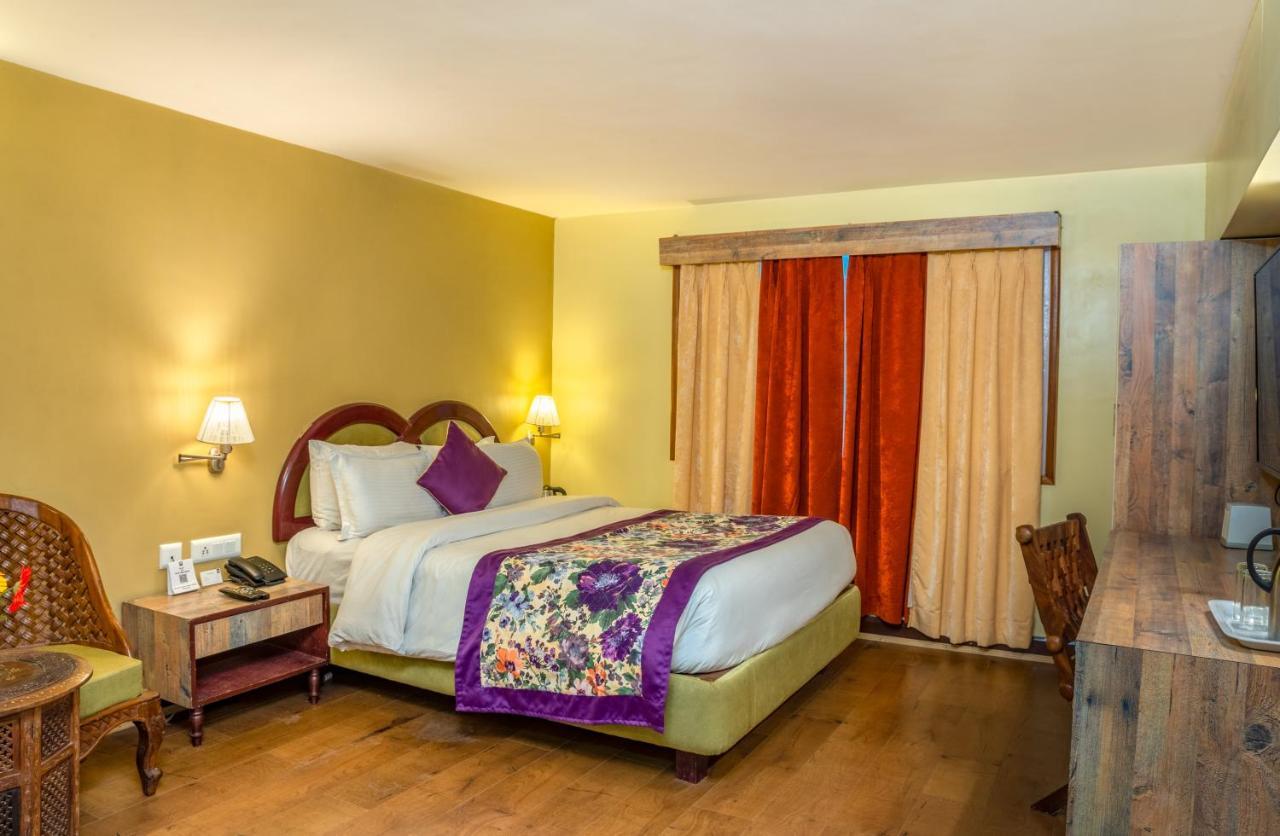 Hotel Mount Conifer & 3*