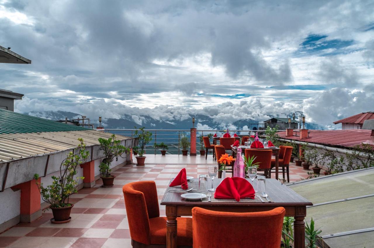 Mount Conifer & 3* Darjeeling (West Bengal)