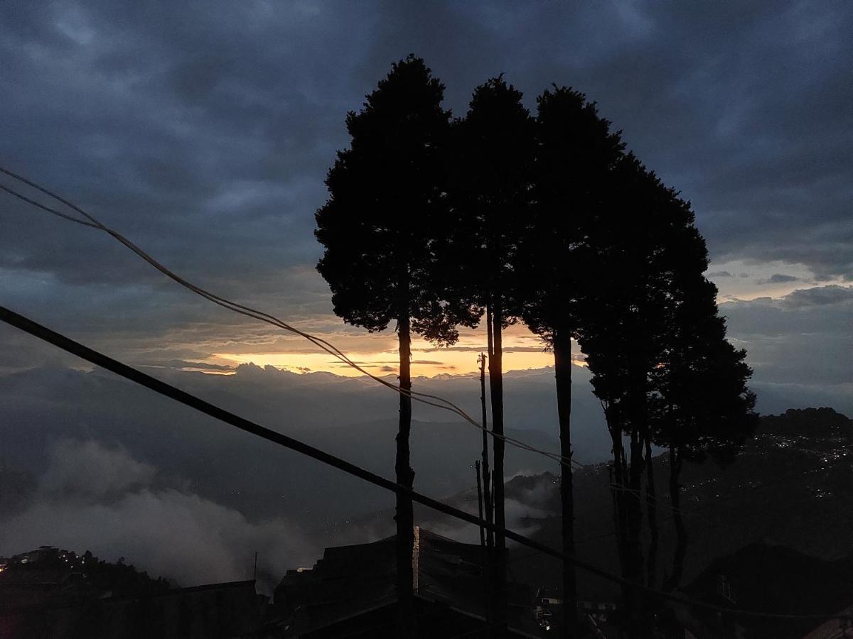 Hotel Wind Darjeeling- Budget Near Mall