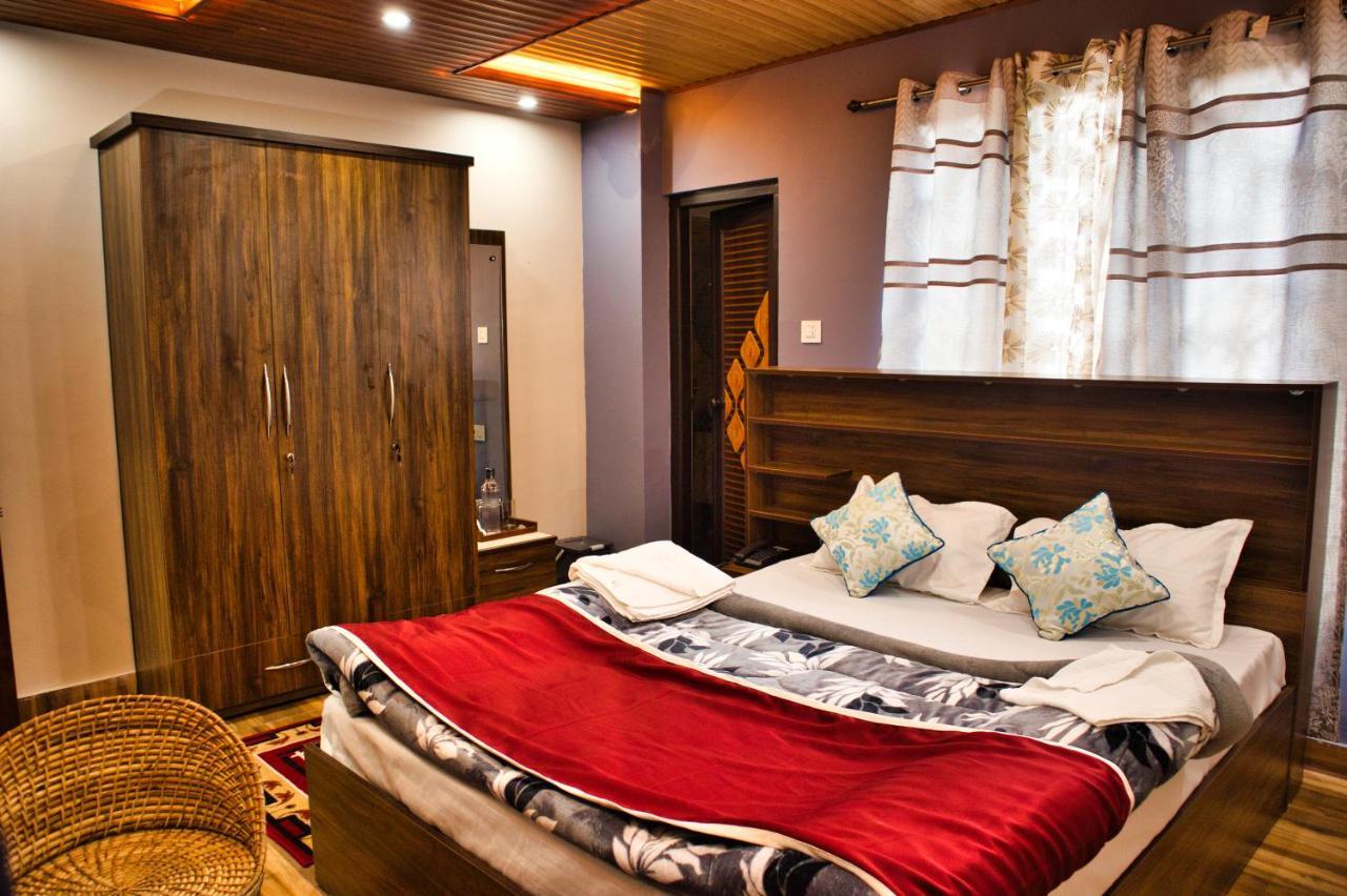 Traditional & Restaurant !! Kurseong !! In Kurseong Homestay *