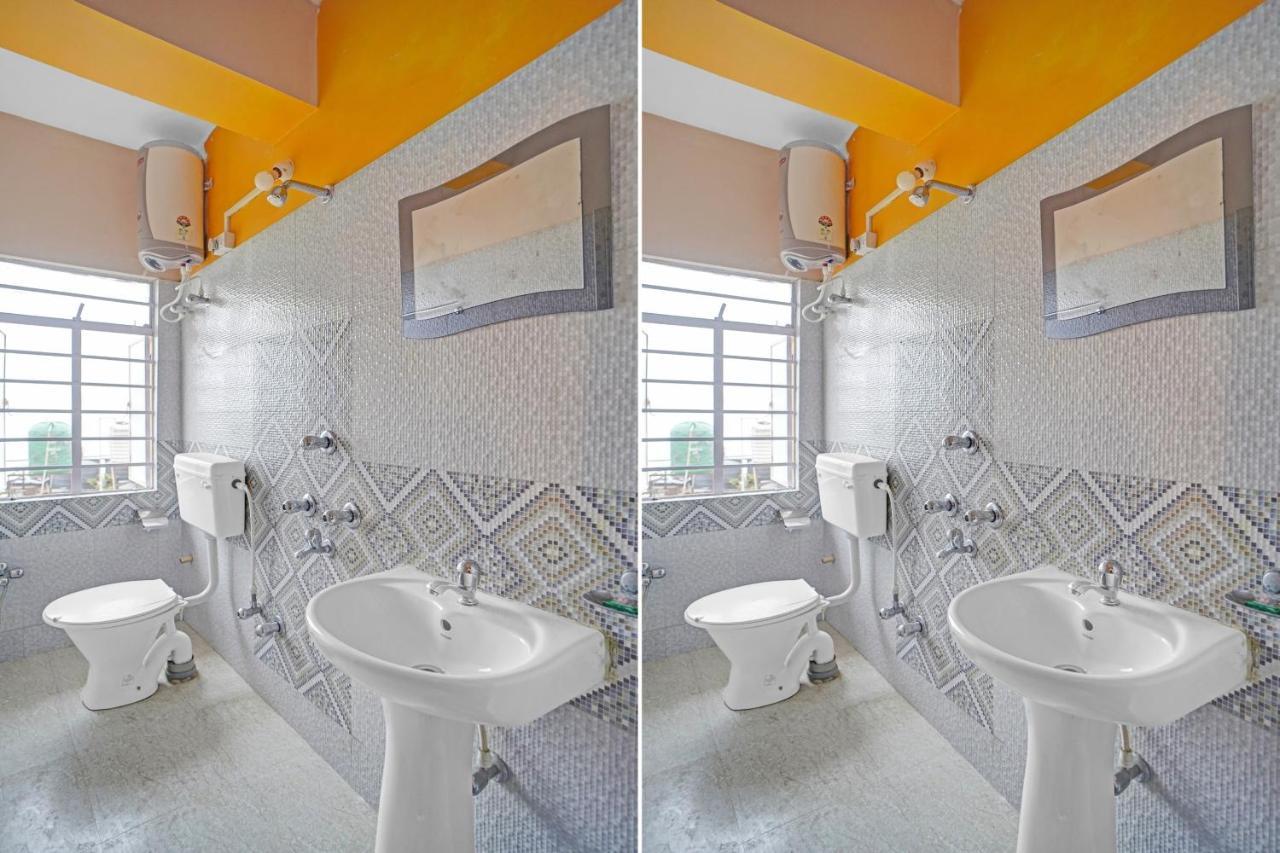Oyo Himalayan Brook Hotel 3*