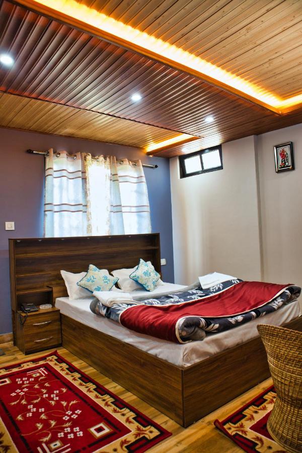Traditional & Restaurant !! Kurseong !! In Kurseong Homestay