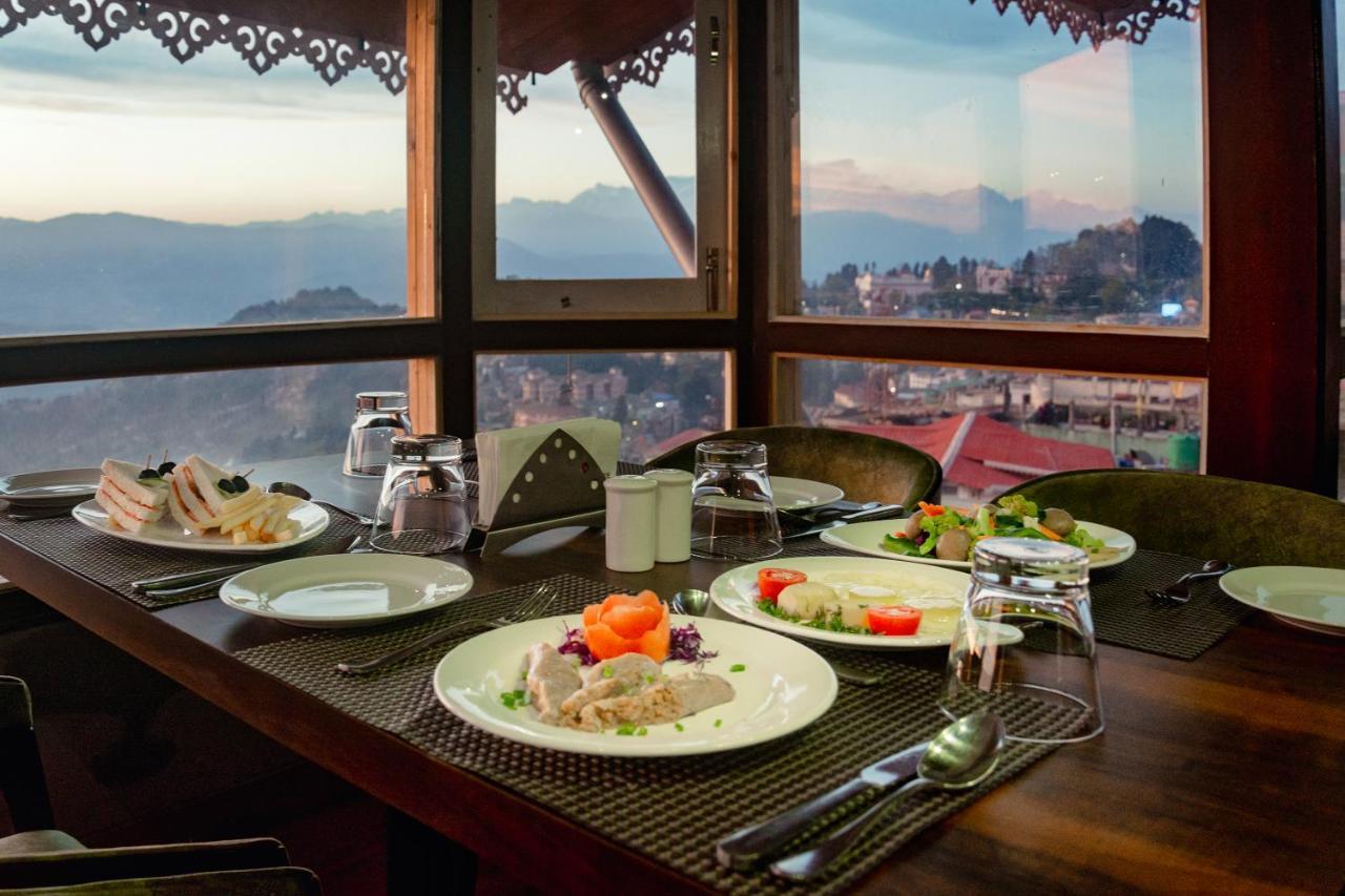 Hotel Sumitel Vista 800m From Mall Road Darjeeling (West Bengal)