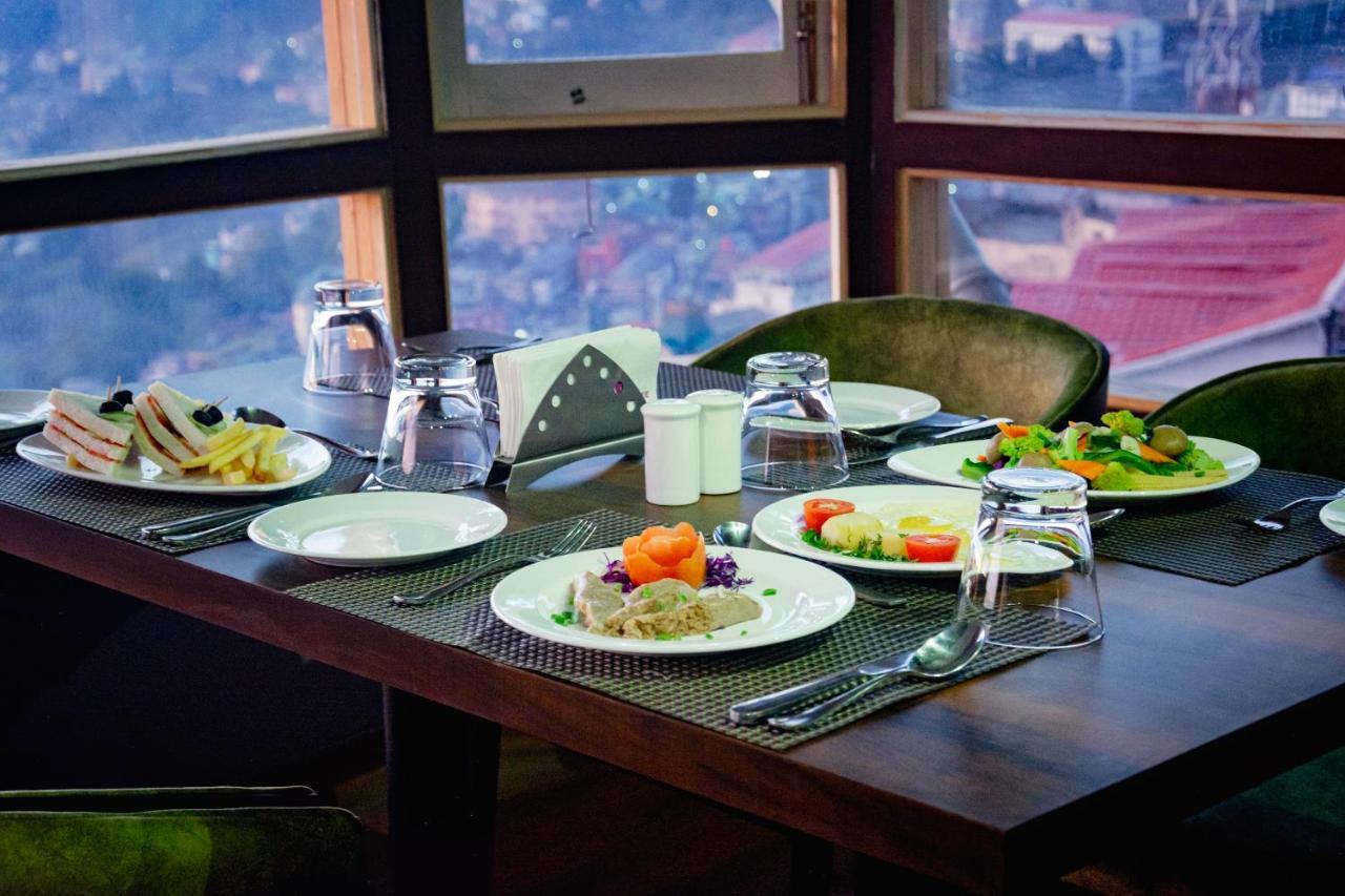 Hotel Sumitel Vista 800m From Mall Road Darjeeling (West Bengal)