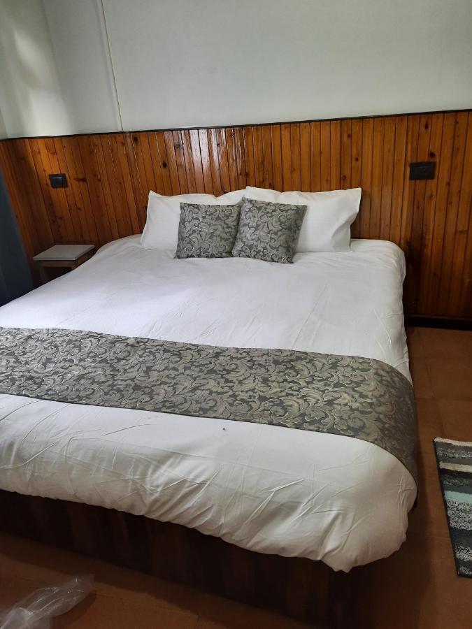 Kanari Bed & Breakfast *