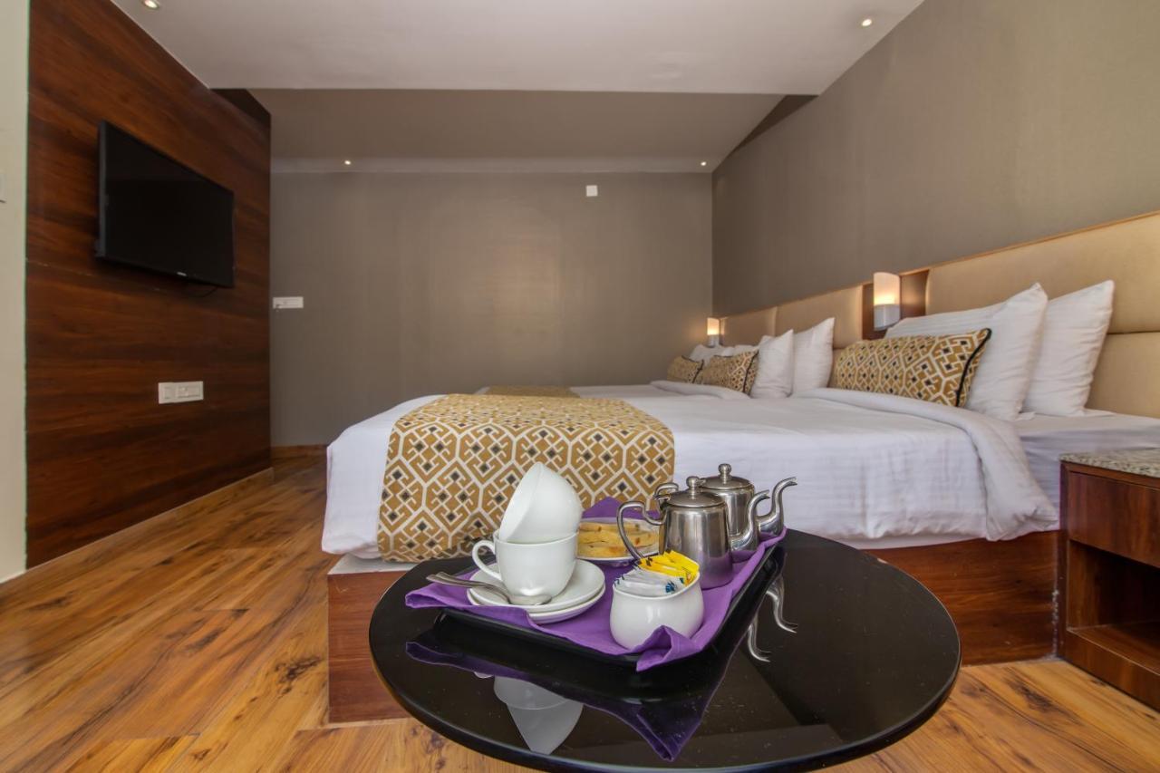 Hotel Sumitel Vista 800m From Mall Road