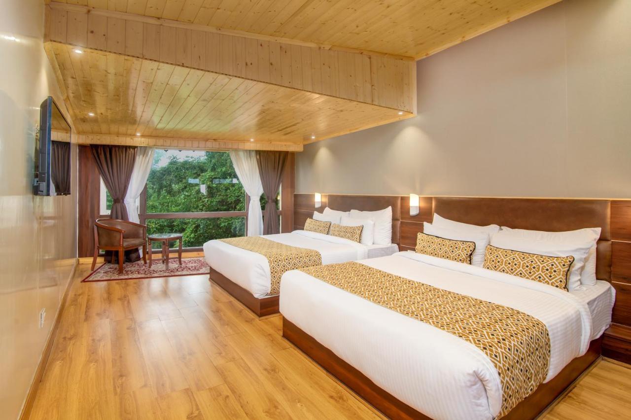 Hotel Sumitel Vista 800m From Mall Road