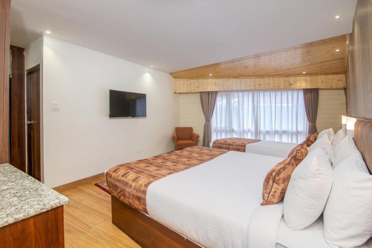 Hotel Sumitel Vista 800m From Mall Road 3*