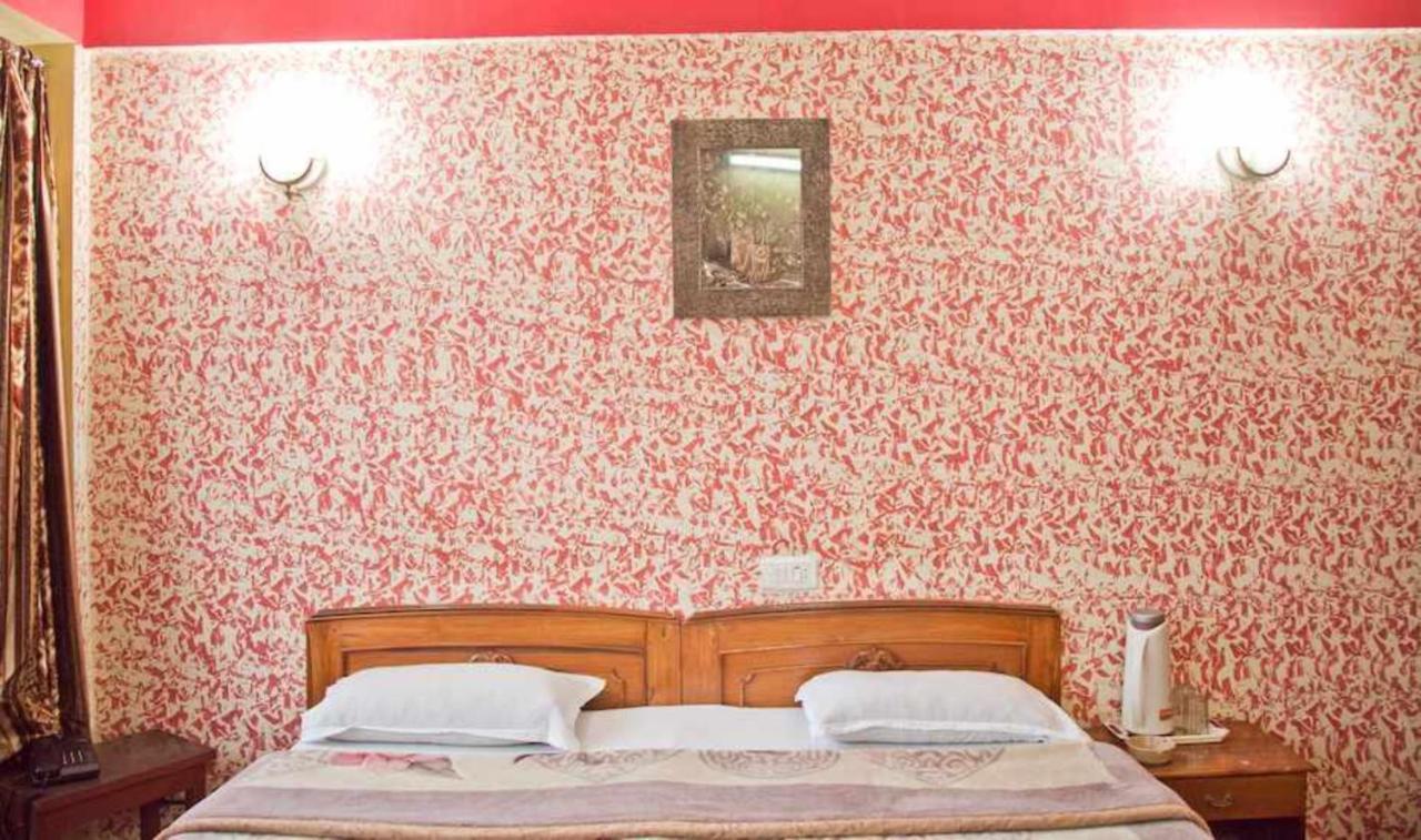 Hotel Goroomgo Shambhu Mall Road Darjeeling