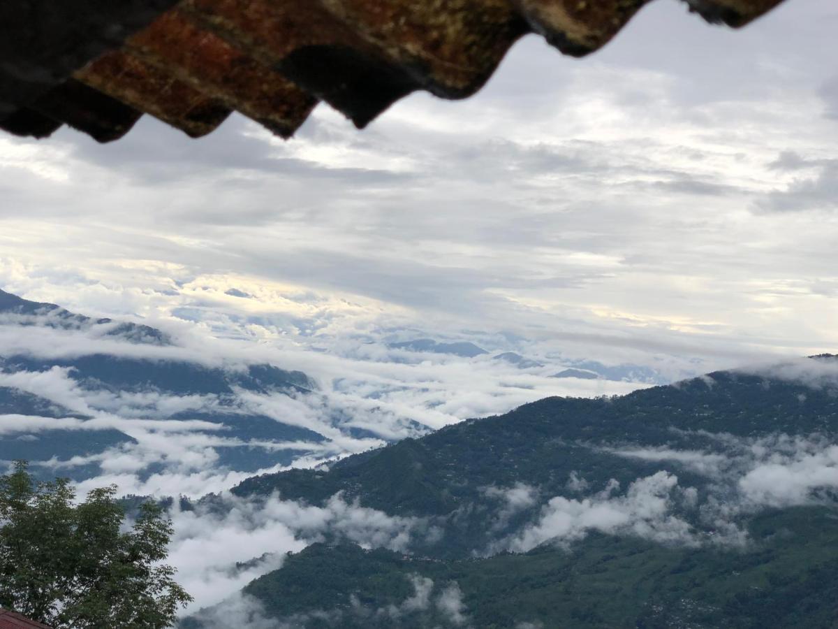 Raibas Darjeeling (West Bengal)