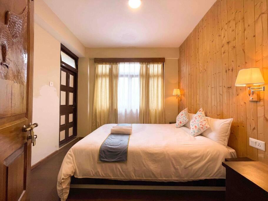 Daphne House Apartment