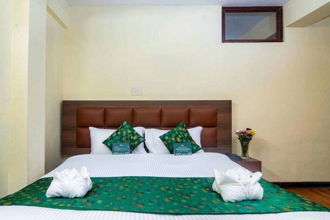 Muscatel Bhumsang - 200 Mts From Mall Road