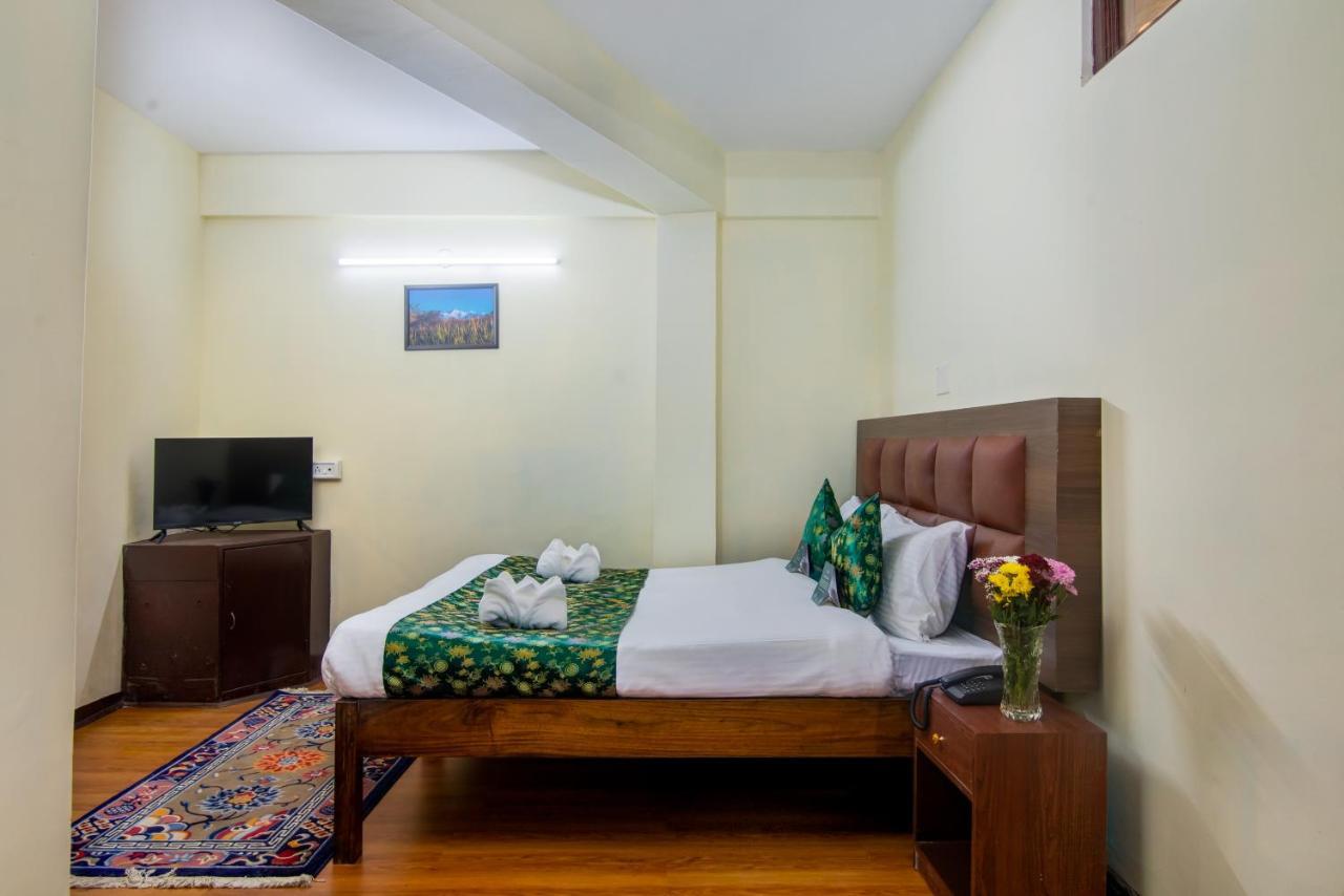 Hotel Muscatel Bhumsang - 200 Mts From Mall Road 3*