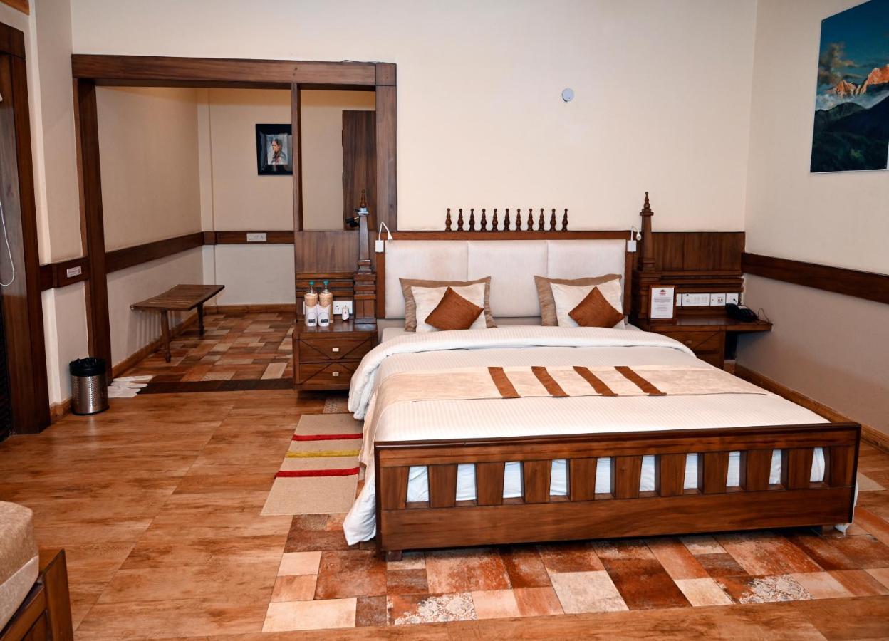 Resort Chamong Chiabari Mountain Retreat *