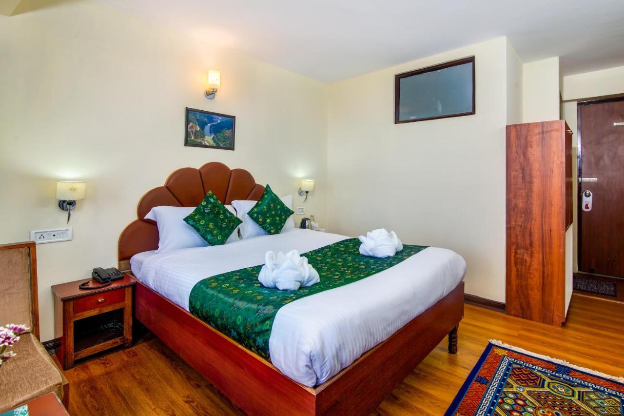 Muscatel Bhumsang - 200 Mts From Mall Road