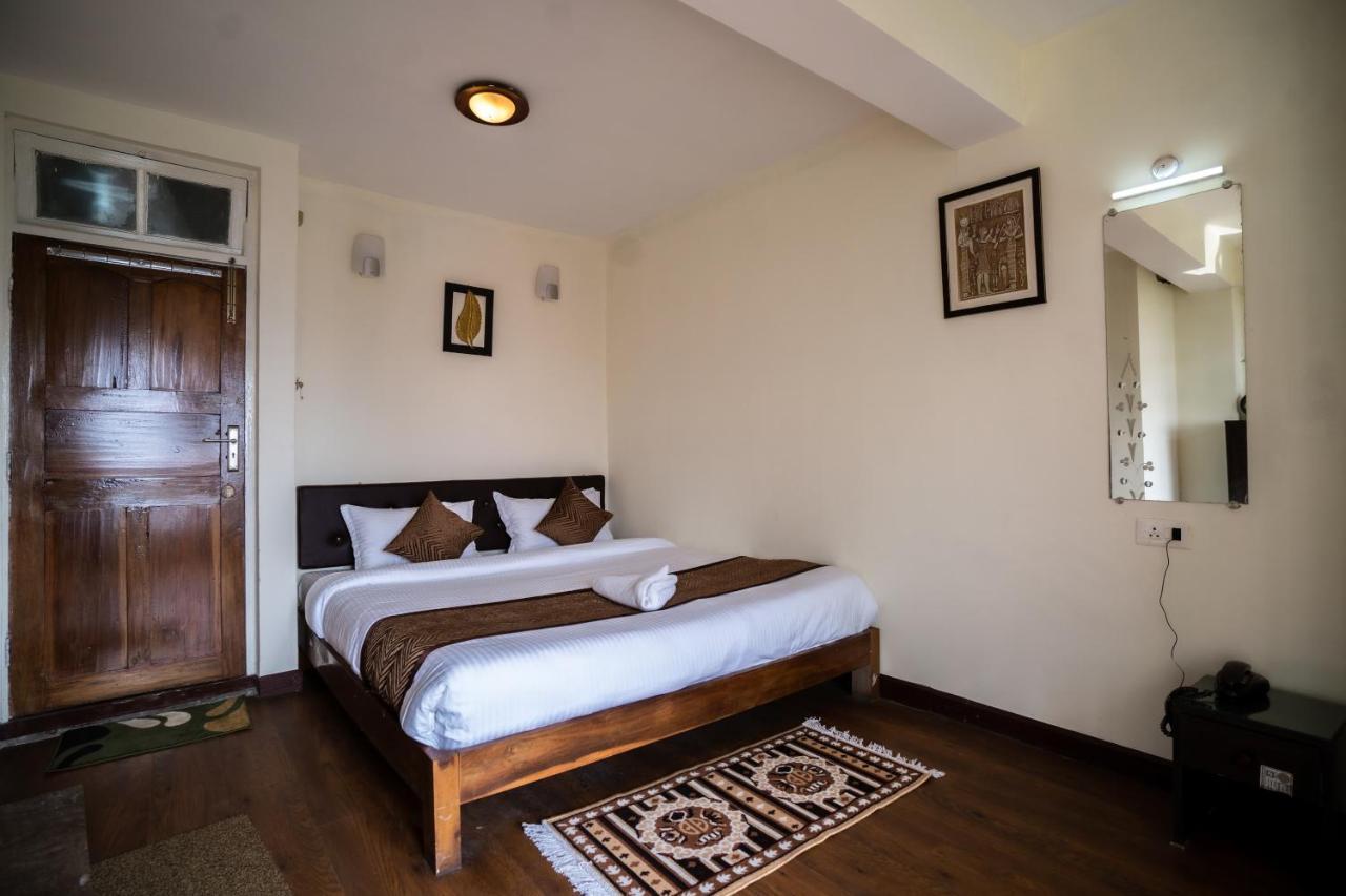 The Golden Leaf Hotel