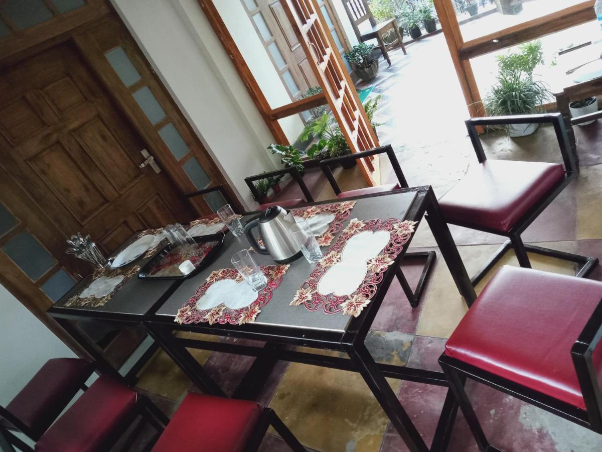 Homestay Syengden Nikunj *