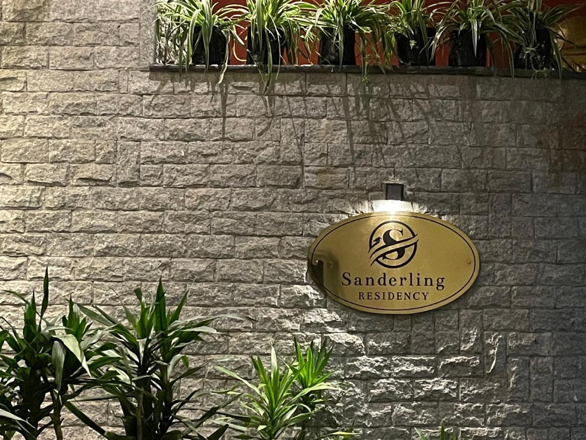 Sanderling Residency & * Darjeeling (West Bengal)