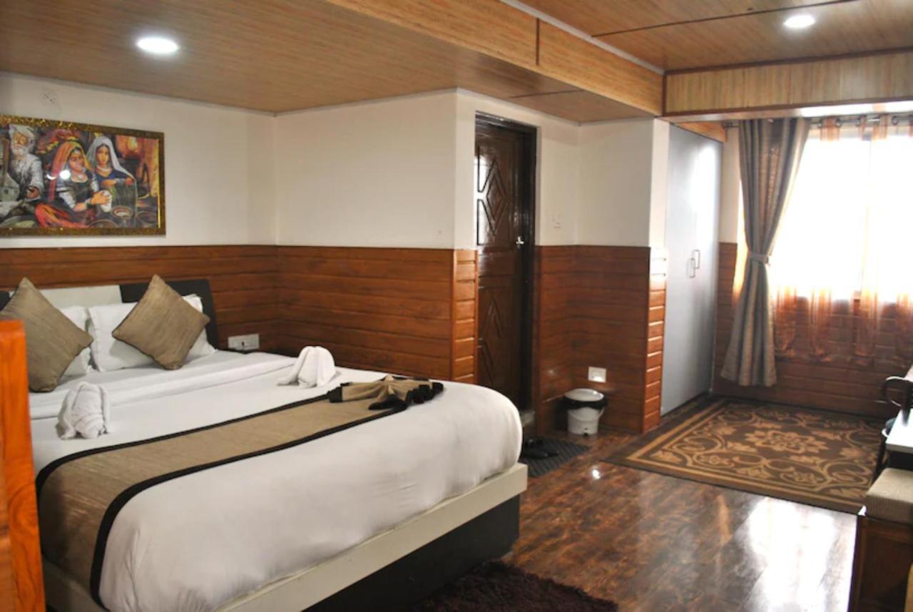 Goroomgo Kasturi Palace Darjeeling Hotel Darjeeling (West Bengal)