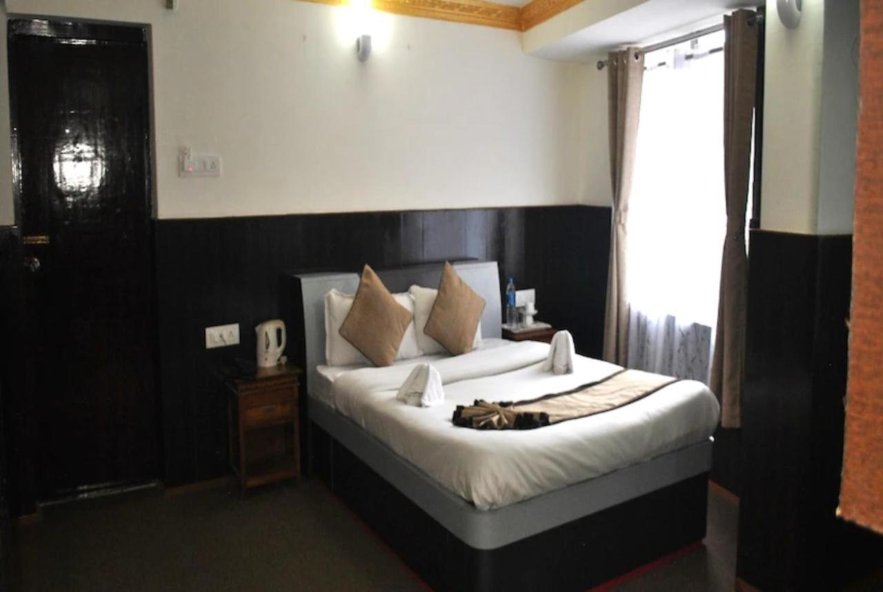 Goroomgo Kasturi Palace Darjeeling 3*