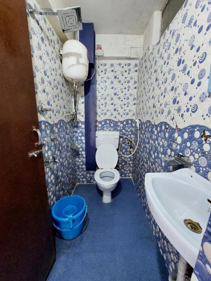 Crown Guest house *
