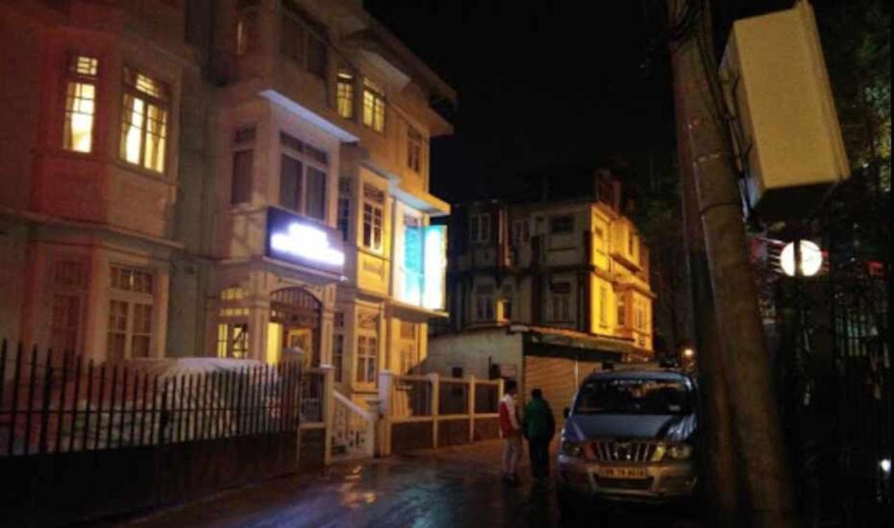 Hotel Goroomgo Shambhu Mall Road Darjeeling