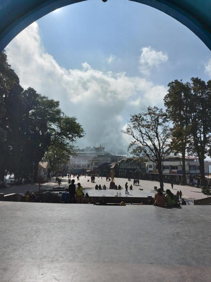 Hotel Sakura Mountain View 10 Mins From Mall Road Hotel Darjeeling (West Bengal)