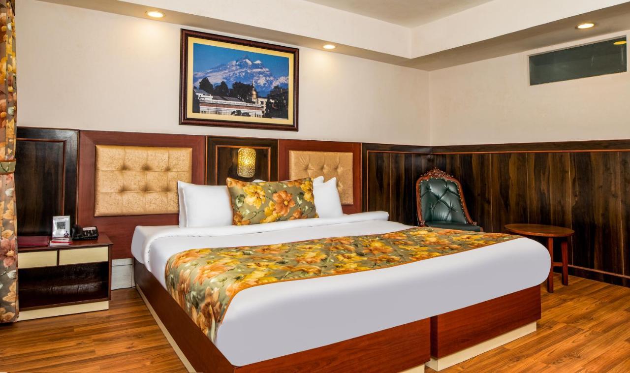 Resort Summit Oakden & Mall Road Darjeeling (West Bengal)
