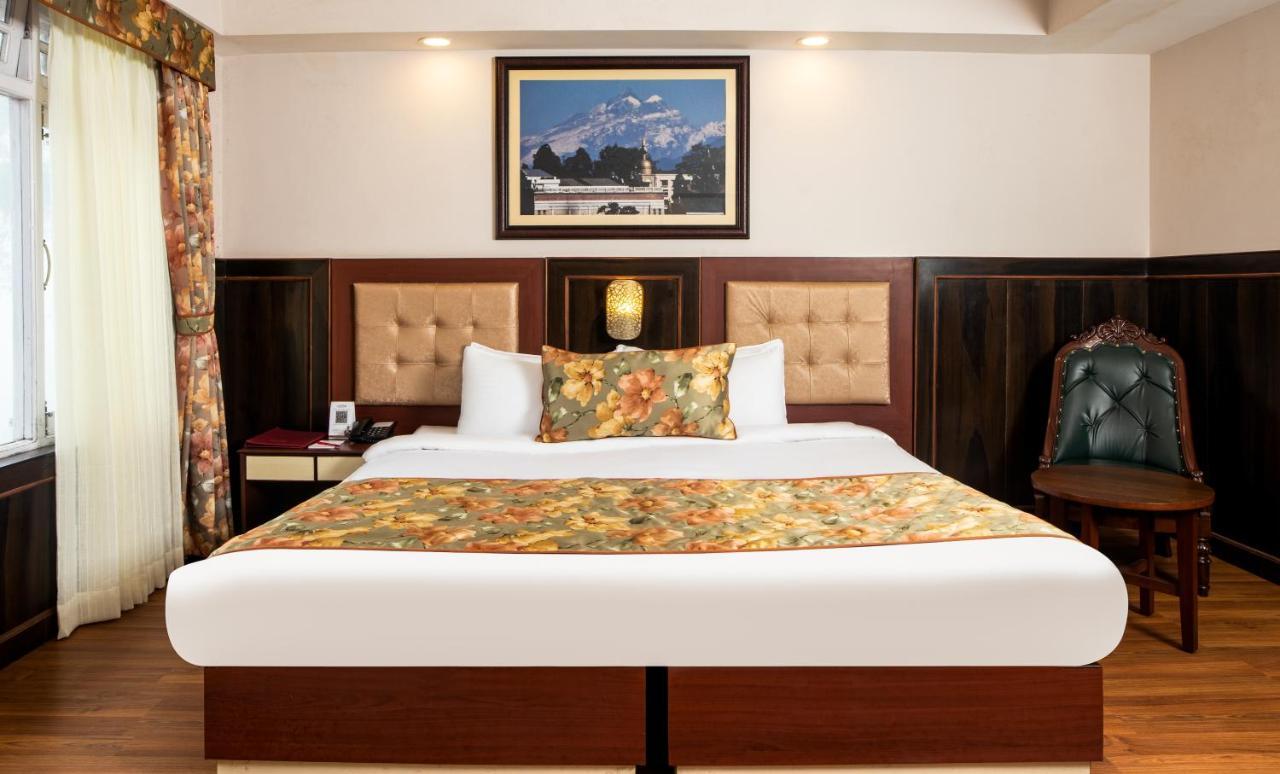 Summit Oakden & Mall Road Resort