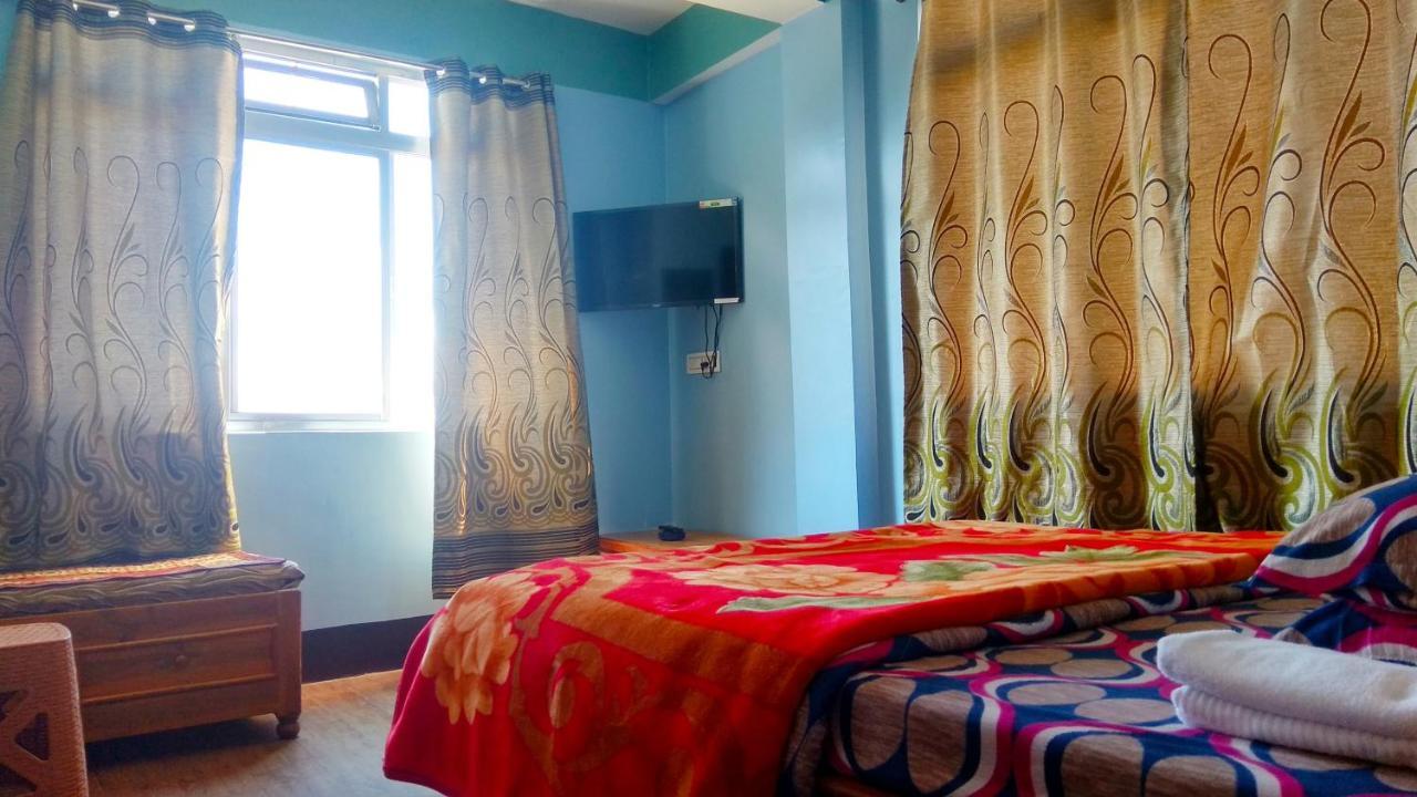 Sunshraya Homestay Bed & Breakfast
