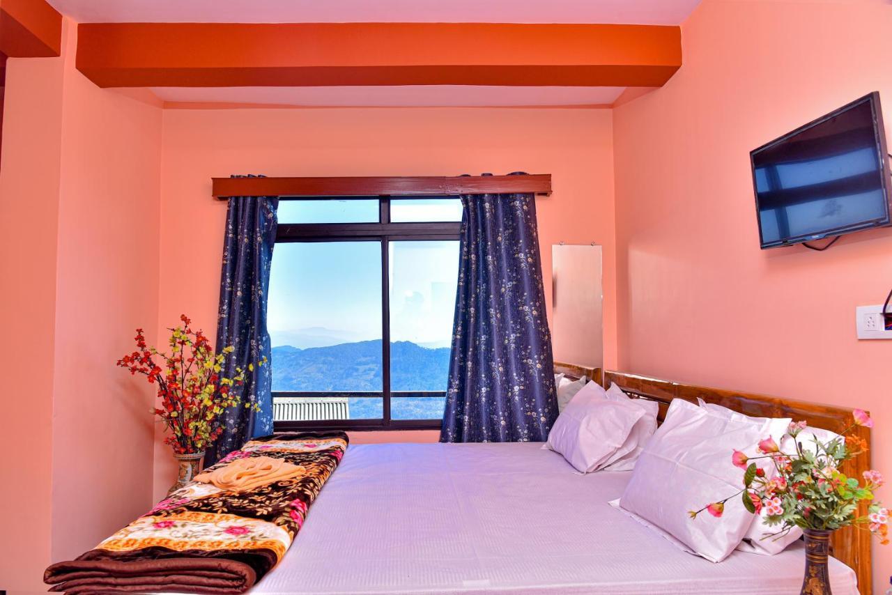 Darjeeling Singalila -300 Miter From Mall Hotel 2*