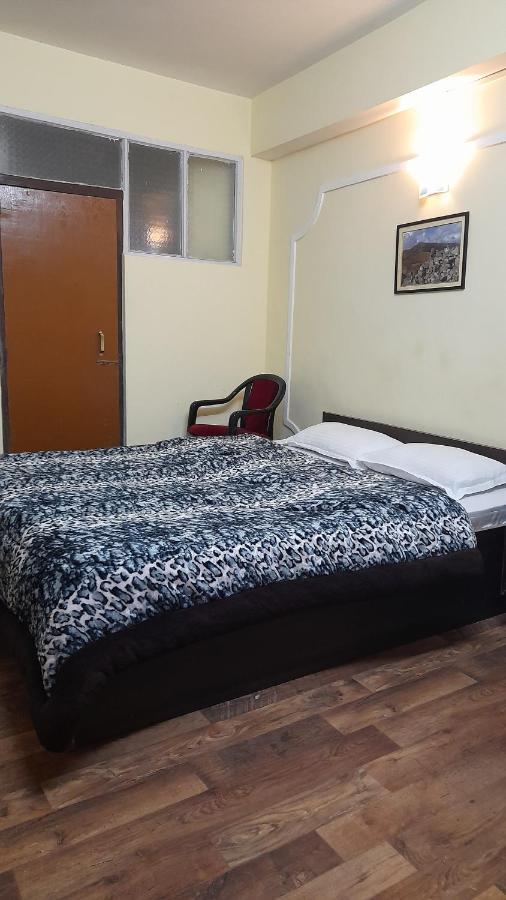 Sherpa Brothers Urban Homestay Hotel