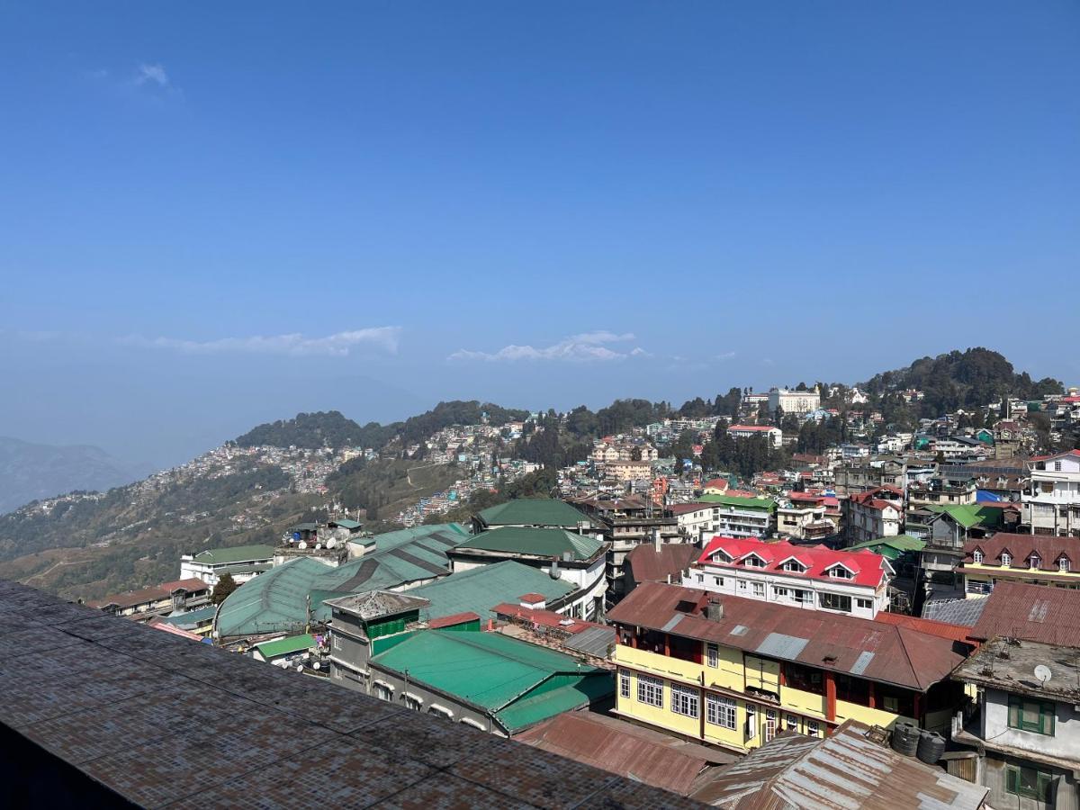 Royal Vista - Guest house *