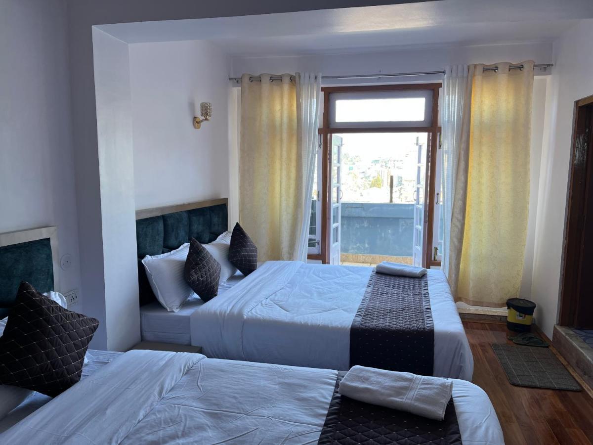 Royal Vista - Guest house