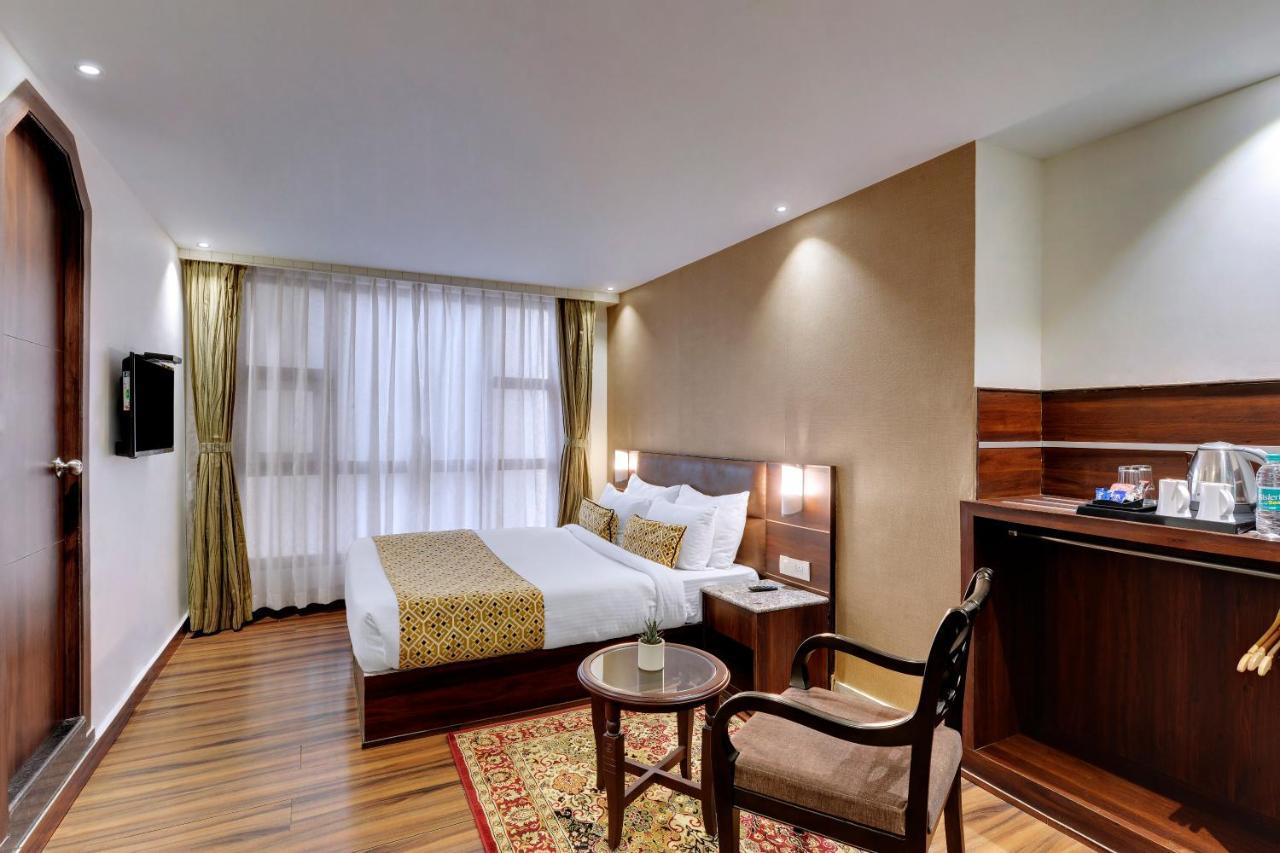 Hotel Sumitel Vista 800m From Mall Road